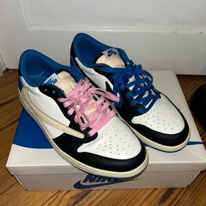 jordan 1 Travis Scott fragments